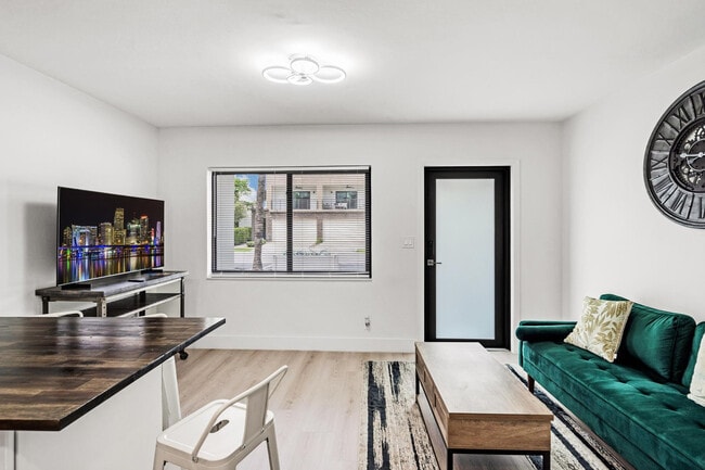 Photo - 1634 SW 4th Ave Unit ID1049787P