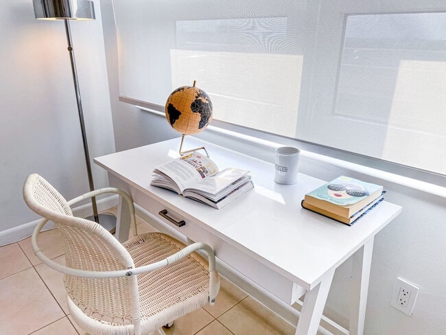 Photo - 3256 NE 1st Ave Unit ID1044513P