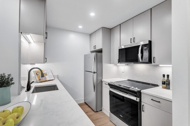 Photo - Rosslyn Heights