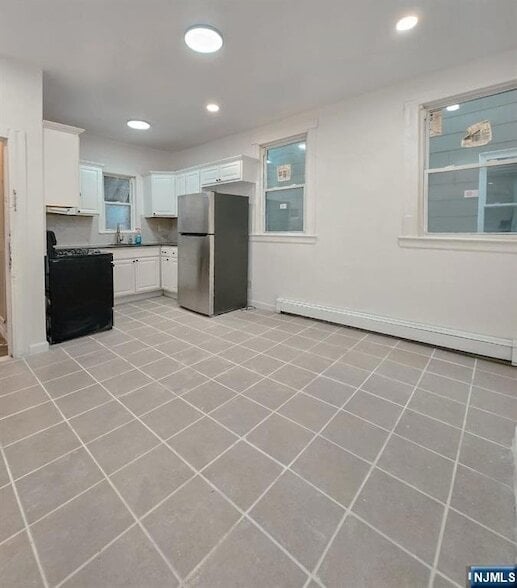 Building Photo - 872 S 16th St