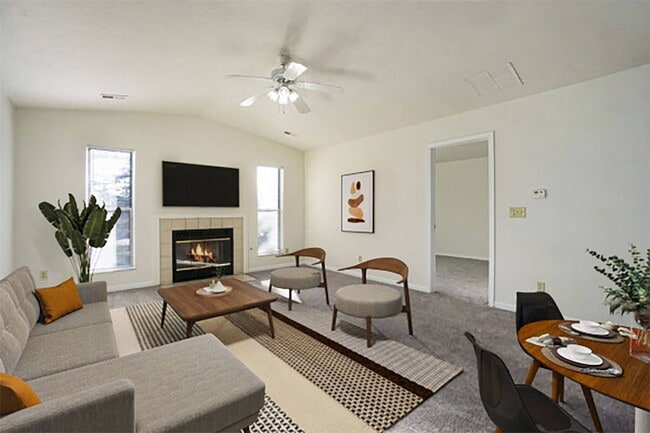 Photo - The Vista Apartments and Townhomes