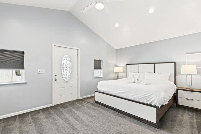 Photo - 5218 Beach Dr Unit ID1355001P