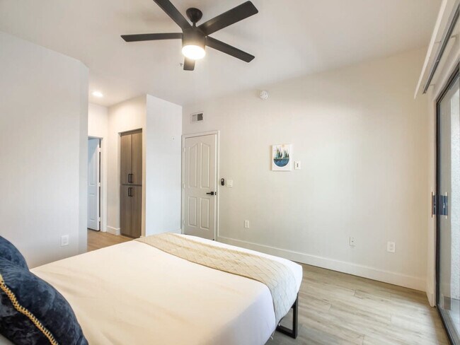 Photo - 15608 N 71st St Unit ID1014297P