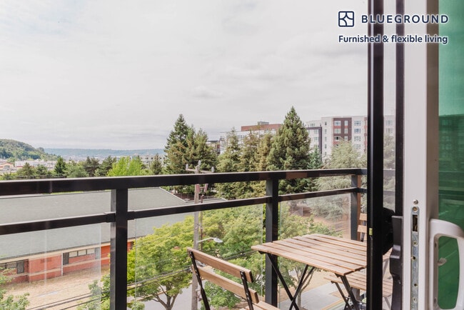 Photo - 104 12th Ave Unit FL5-ID753