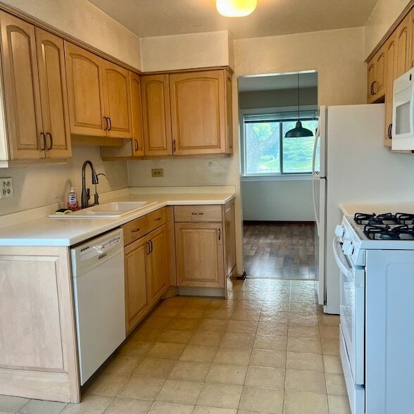 Photo - 1565 Coloma Ct S