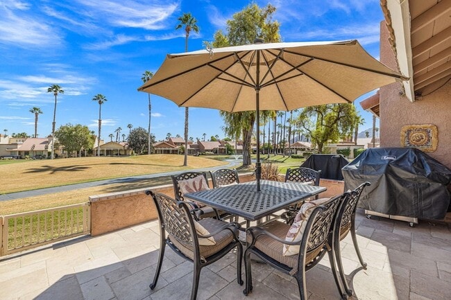 Building Photo - 42654 Sand Dune Dr