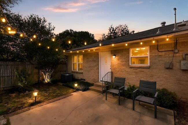 Building Photo - 11143 Joymeadow Dr