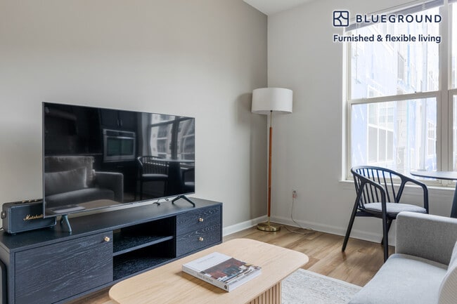 Photo - 333 Great River Rd Unit FL3-ID785