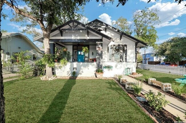 Photo - 802 N Olive St