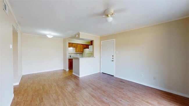 Photo - 904 University Oaks Blvd Unit 1