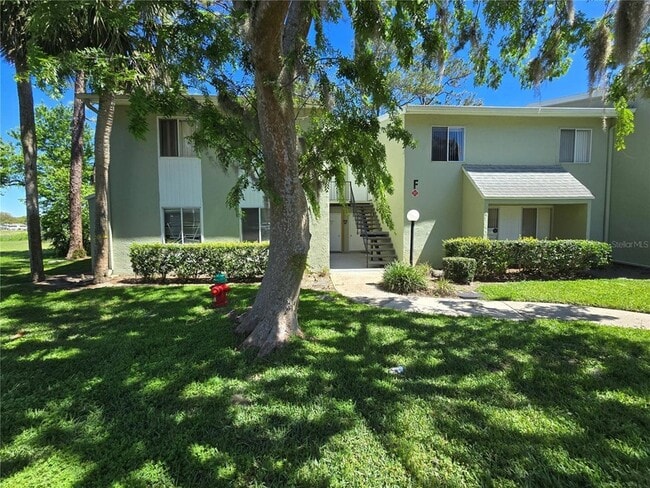 Photo - 582 Fairways Cir Unit A