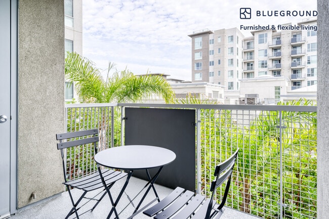 Photo - 550 Moreland Way Unit PL FL3-ID834