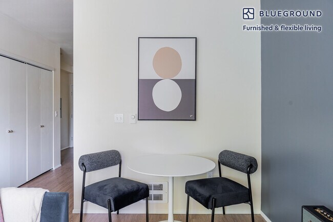 Photo - 4302 7th Ave NE Unit FL1-ID915