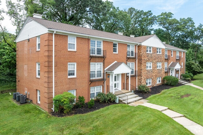 Exterior - Aquahart Manor