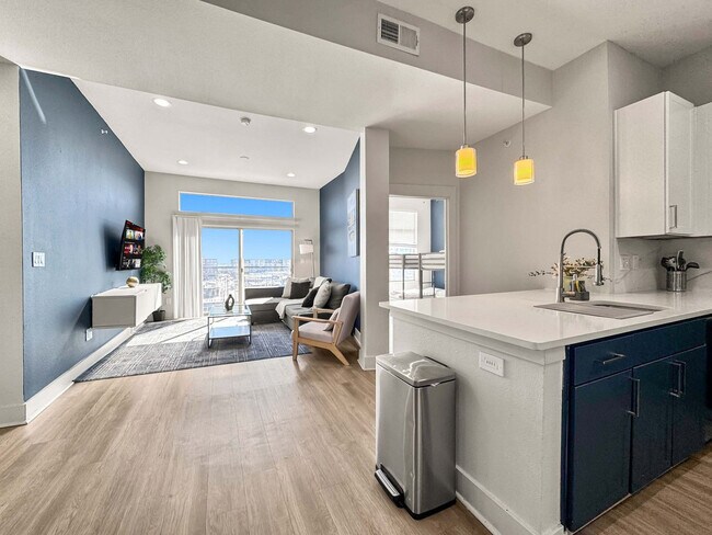 Photo - 2916 Indiana St Unit ID1285552P