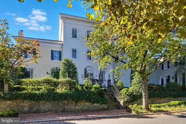 Building Photo - 3308 R St NW