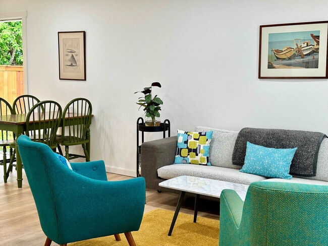 Photo - 2615 West St Unit ID1352417P