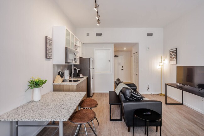 Photo - 9-JAN-JAN E 4th St Unit ID1094345P