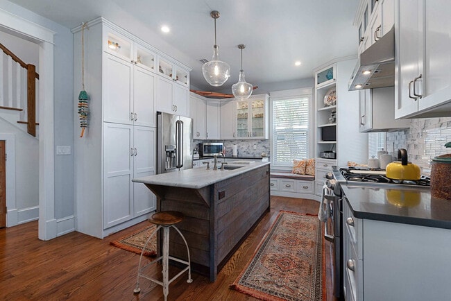 Photo - 146 Blanco St Unit ID1281949P