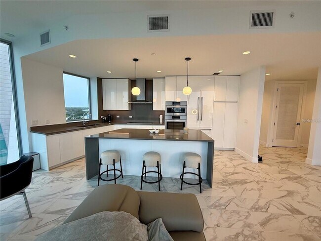 Photo - 777 3rd Ave N Unit 908