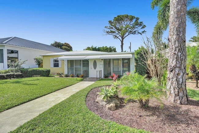 Building Photo - 1617 NE 17th Terrace