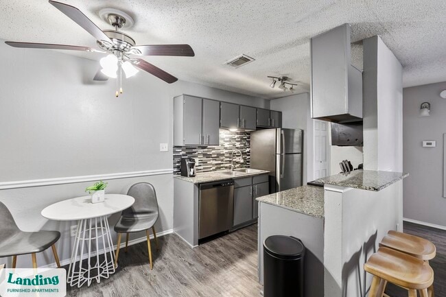 Photo - 1919 W Tarrant Rd Unit 2110.1407192