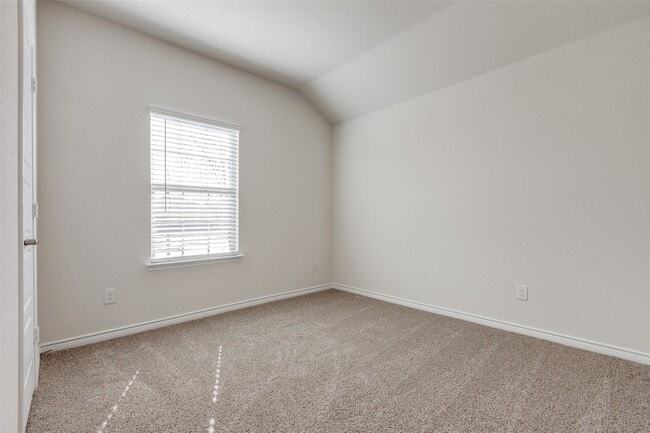 Photo - 5237 Sandrine Ave