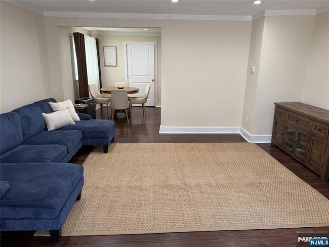 Photo - 226 Louis St