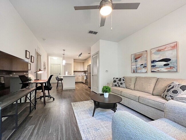 Building Photo - 2615 N Grady Ave Unit SI ID1504553P