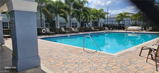 Building Photo - 8424 Bernwood Cove Loop Unit 1511