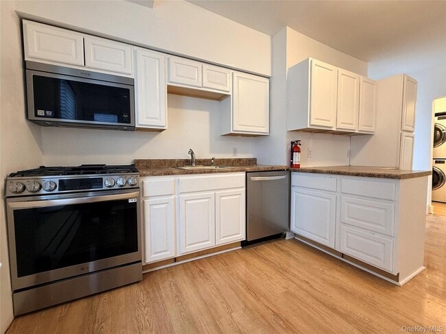 Photo - 35 East Ave Unit 1