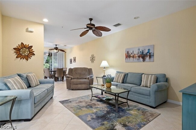 Building Photo - 3210 Cottonwood Bend