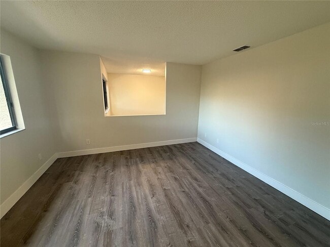 Photo - 9744 Tattersall Ave