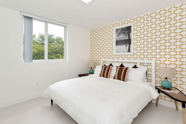 Photo - 1710 SW 27th Ave Unit ID1272101P