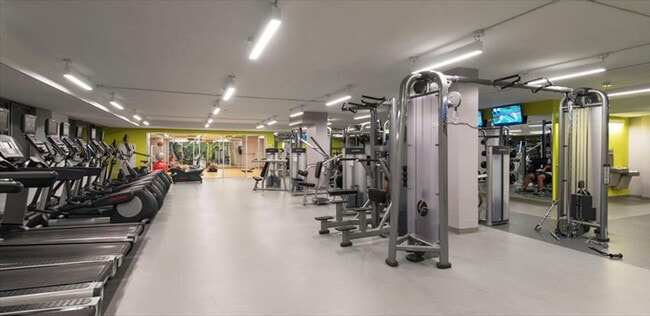 Photo - 399 E 34th St Unit ID1025344P