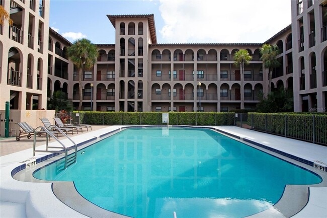 Building Photo - 6150 Gulfport Blvd S Unit 102