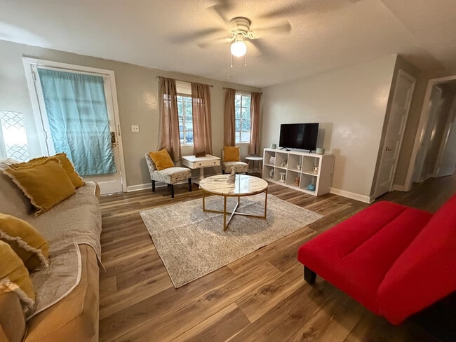 Photo - 2300 N Patterson St Unit SI ID1628686P