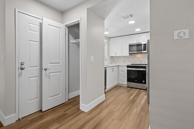 Photo - Stoneridge Apartments