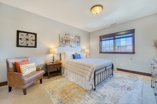 Photo - 2478 N Old Mill Loop Unit SI FL3-ID1542955P