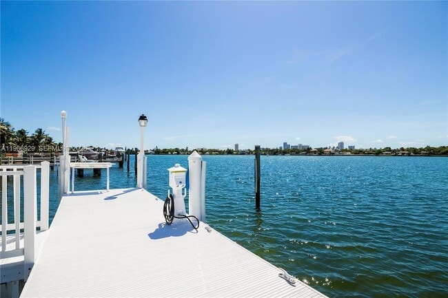 Photo - 1400 Stillwater Dr