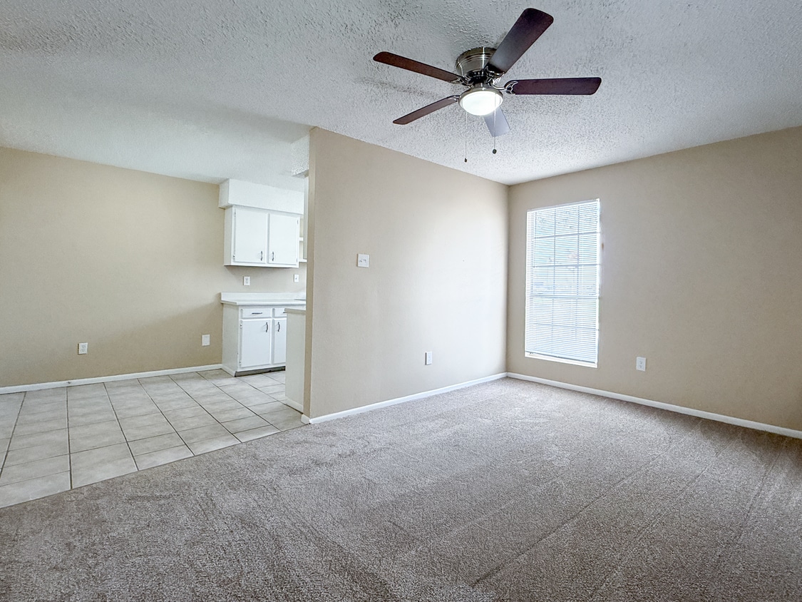 Floor Plan - 1 Bedroom 1 Bath Upstairs