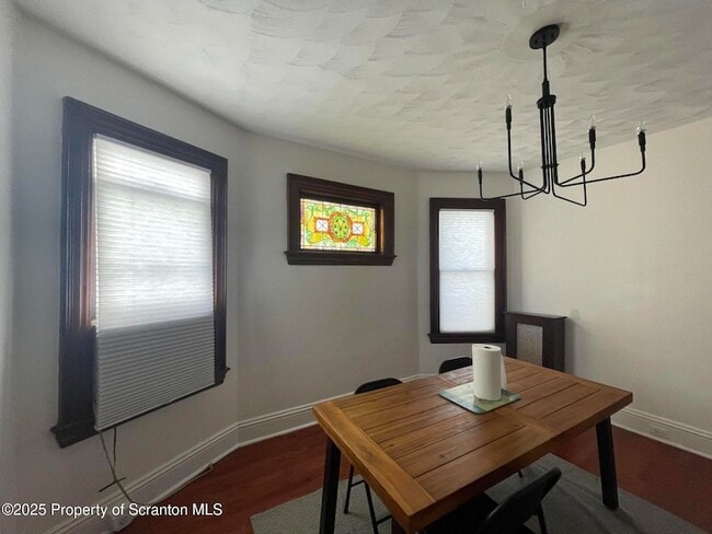 Photo - 1218 Schlager St