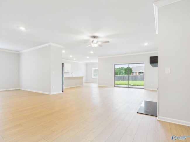Photo - 18072 Longleaf Dr