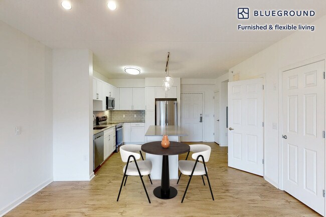 Photo - 3 Chrysler Rd Unit FL7-ID5655A