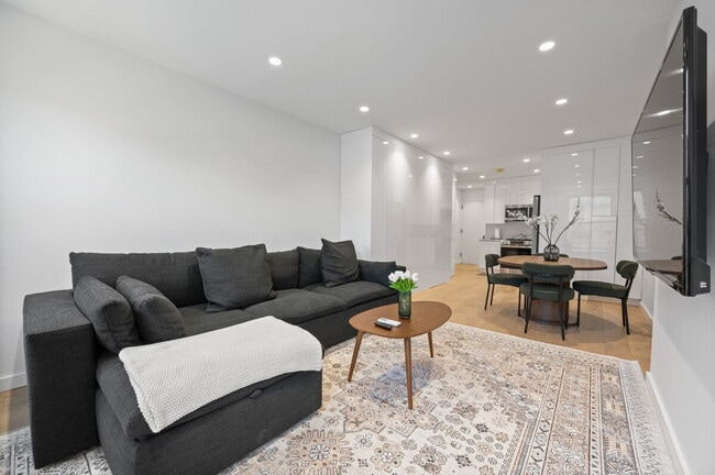 Photo - 472 Columbus Ave Unit SI FL3-ID1388746P