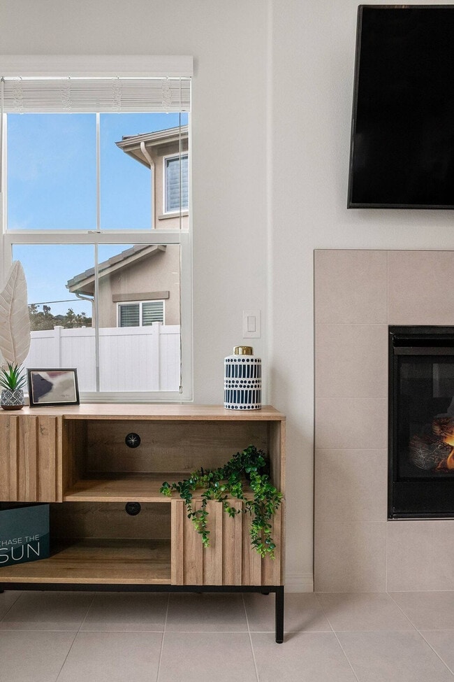 Photo - 7284 Wembley St Unit SI FL1-ID1559831P