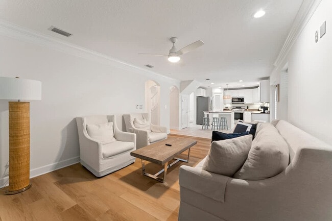 Photo - 614 6th Ave S Unit SI ID1578427P