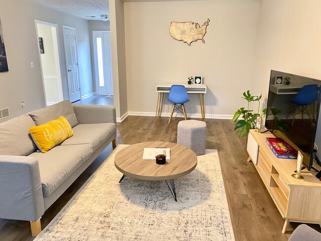 Photo - 2591 Whitebluff Way Unit ID1340985P