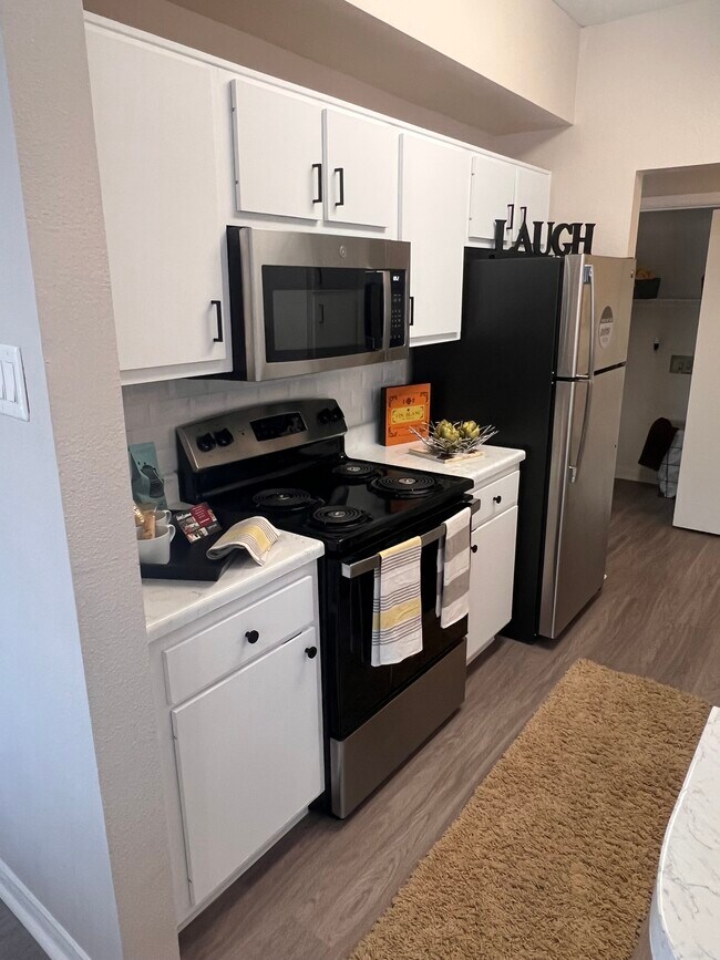 Photo - White Oak Apartments