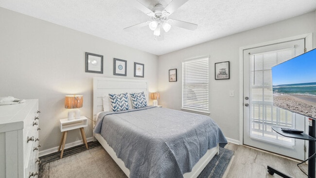 Photo - 5726 Beach Dr Unit ID1238434P